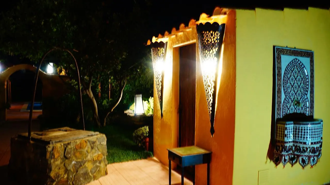 Inn Seventies Cheap & Chic Two Lagos
