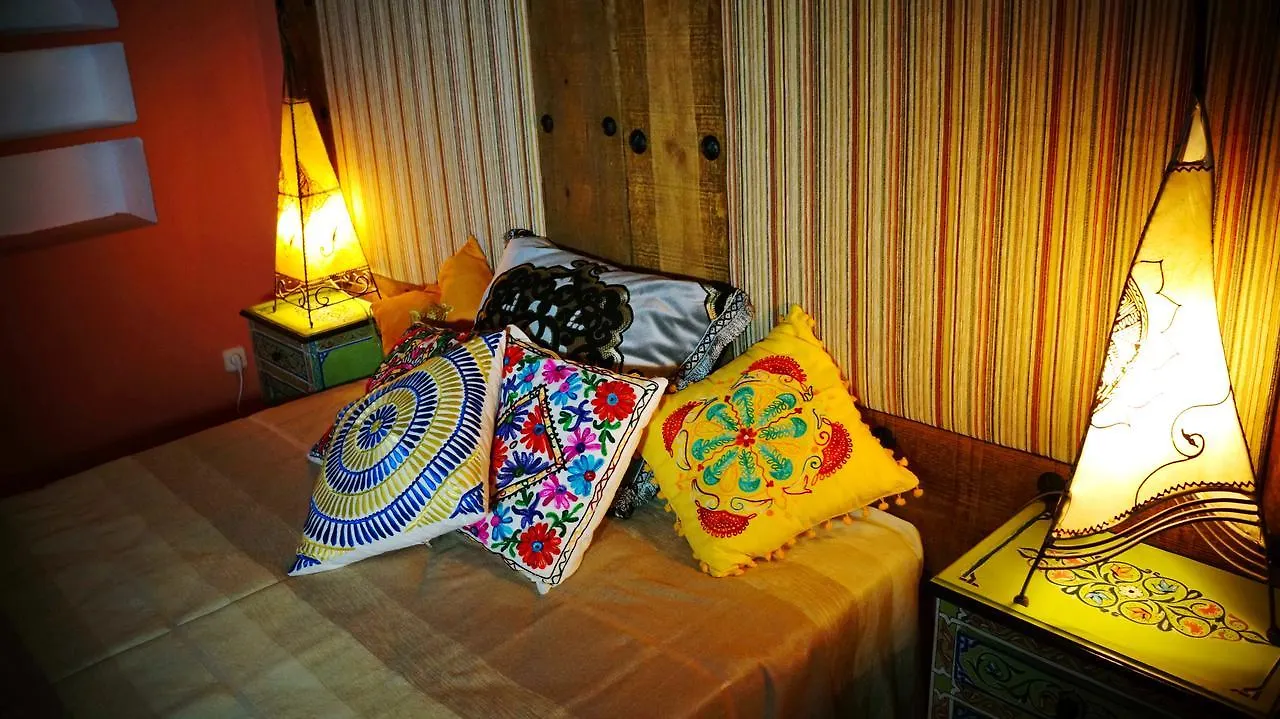 Inn Seventies Cheap & Chic Two Lagos 3*,