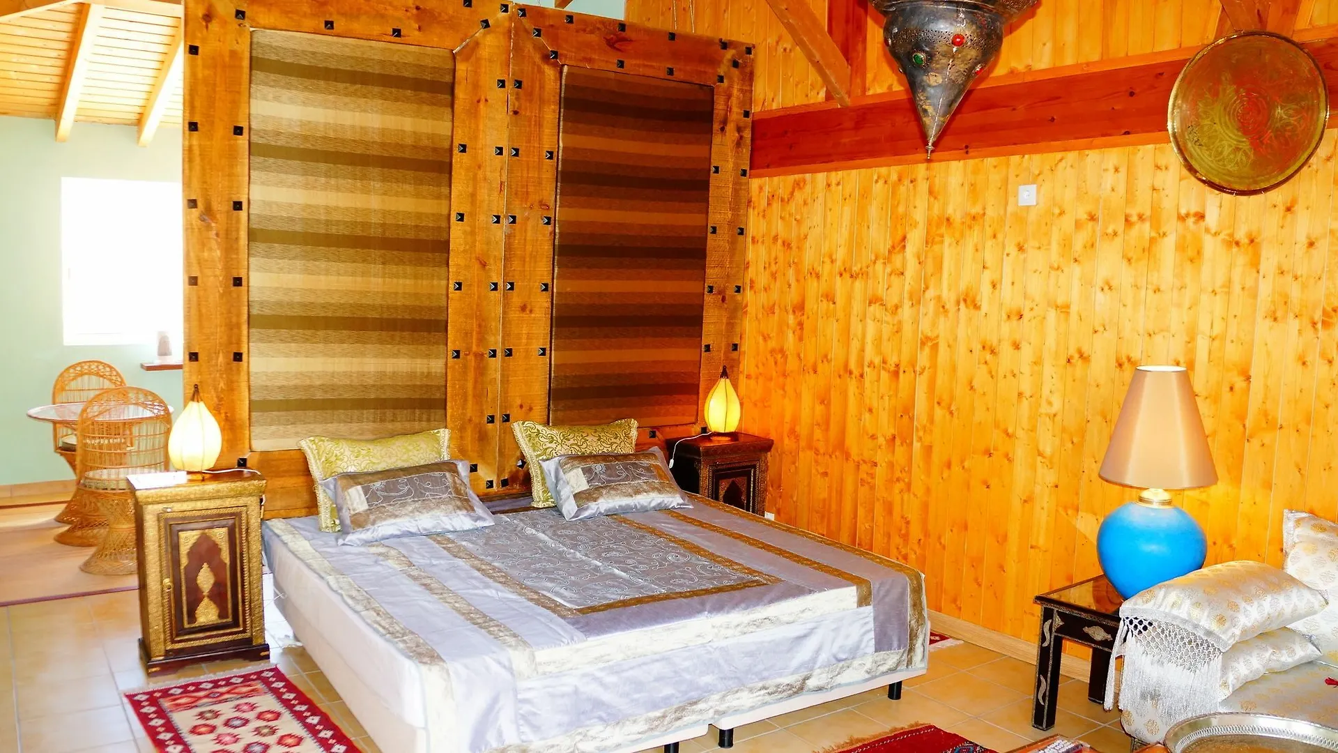 Aparthotel Inn Seventies Cheap & Chic Two Lagos